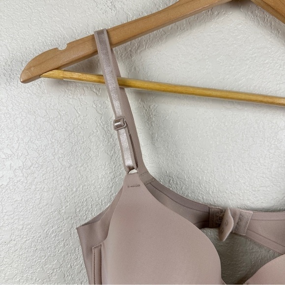 Warner’s No Side Effects Underarm Smoothing Bra Size 34C - Picture 4 of 11